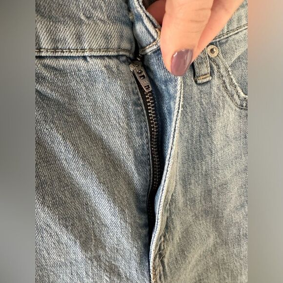 J Crew High Rise Classic Vintage Mom Jean Size 27 Light Wash - Picture 4 of 6